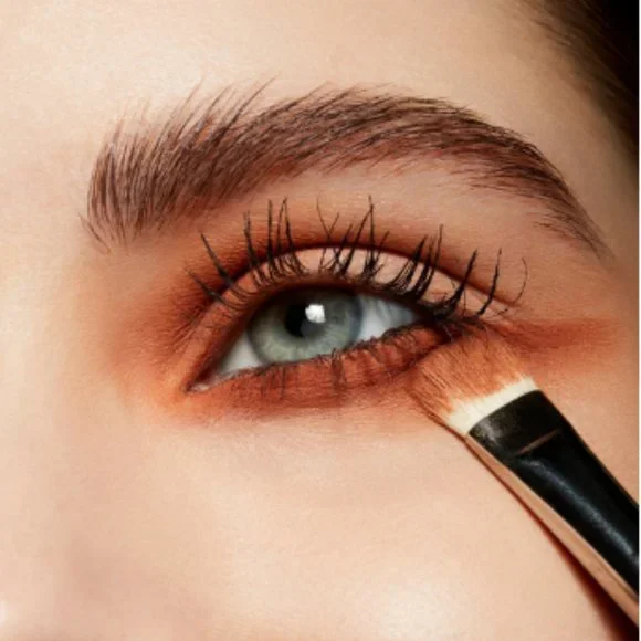 ❤️HP❤️ MAC Powder Kiss Soft Matte Eyeshadow - What Clout! - Picture 4 of 6